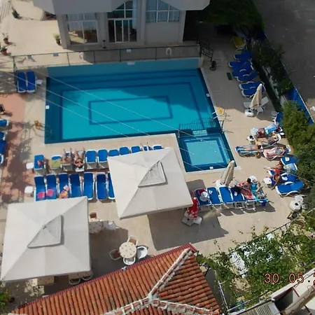 Tekin Aparts Aparthotel 3*